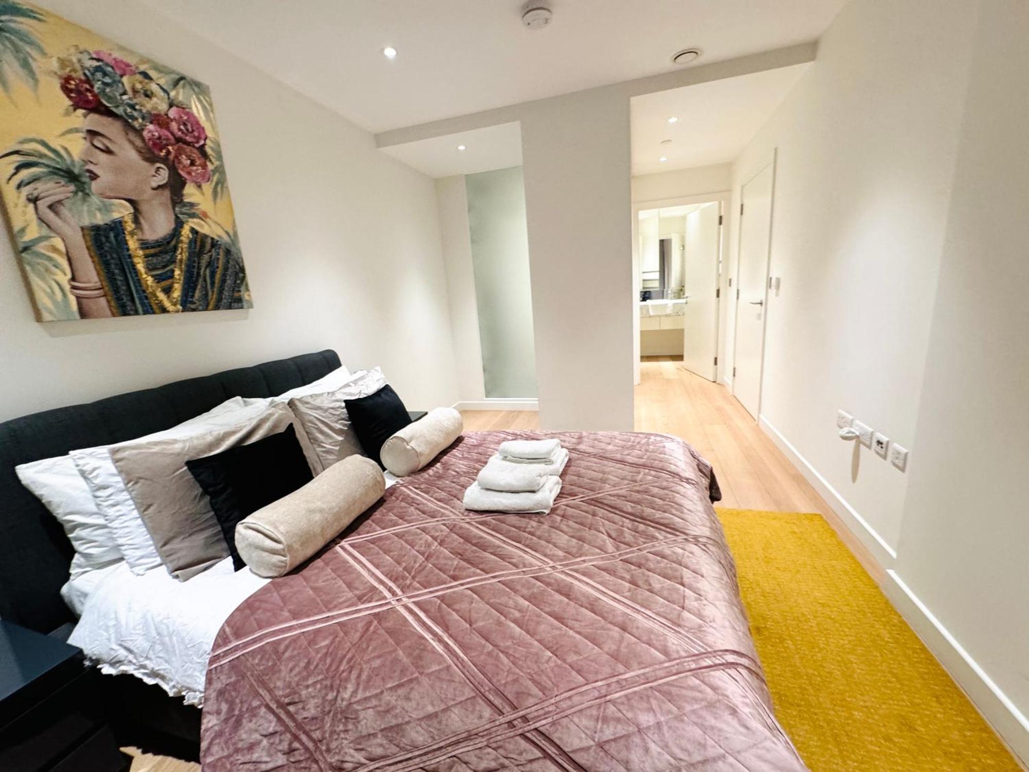 Appartement Lovely 2bedroom At O2 01 *